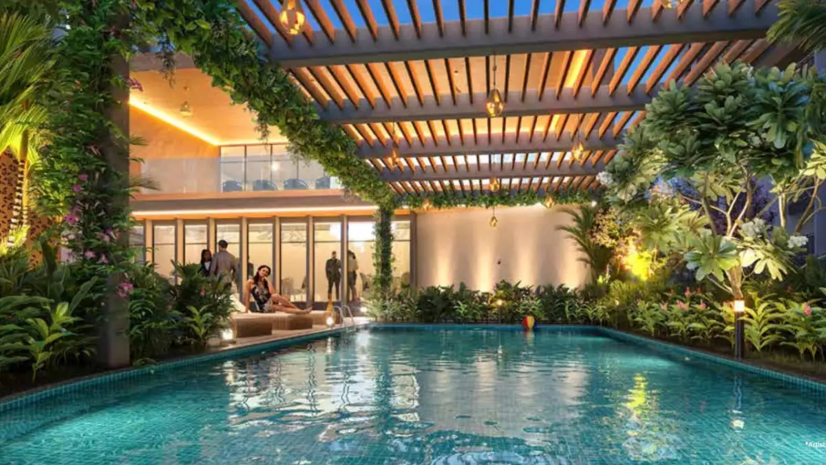 swimming pool